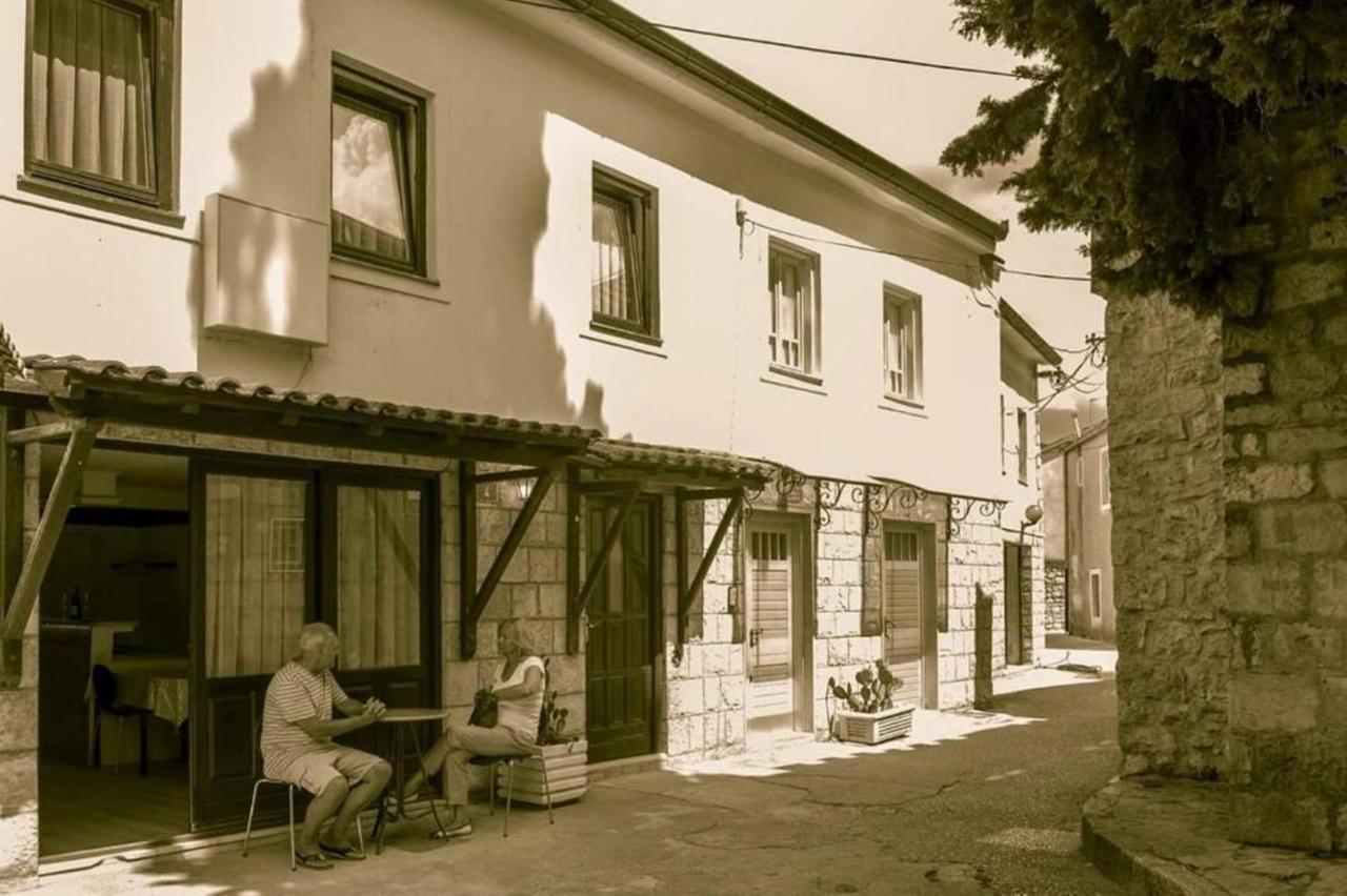 Apartment Ami Trebin Dış mekan fotoğraf